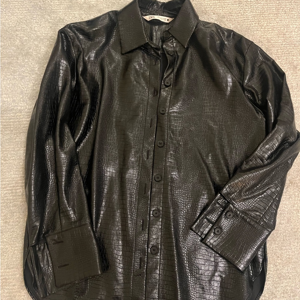 Zara Men's Black Croc-Embossed Shirt Jacket